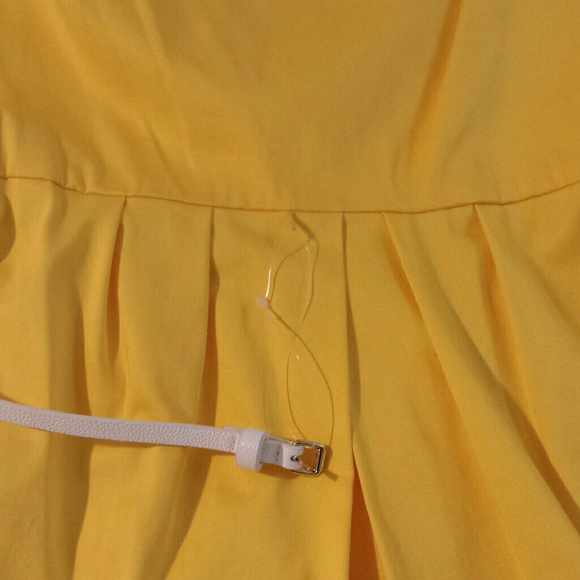 Calvin Klein yellow dress. Size 6. - Picture 3 of 7